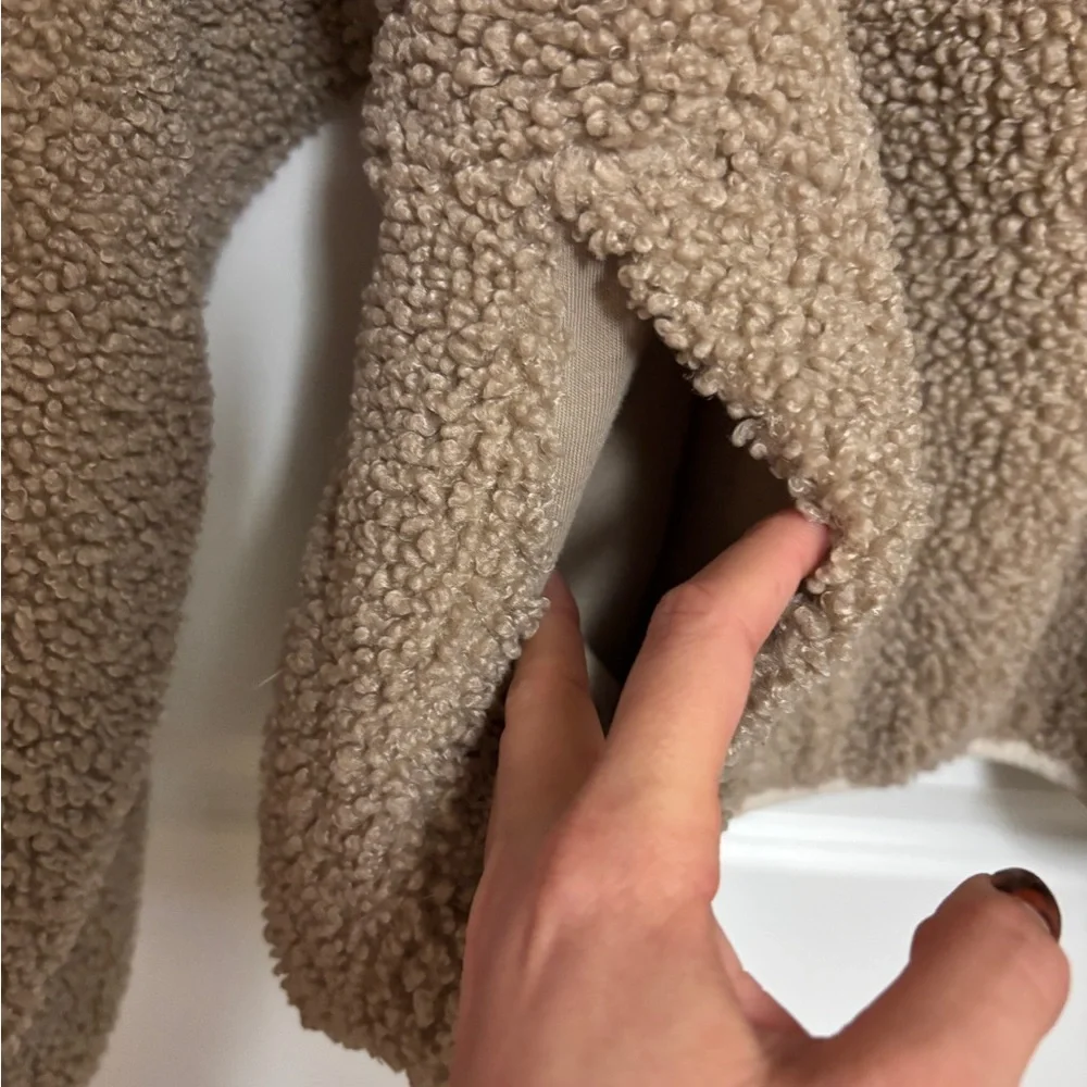 Old Navy Tan Sherpa Hoodie - Picture 6 of 7